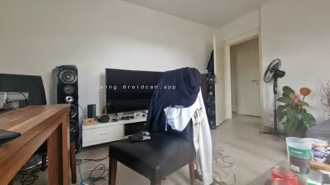 larsvegas1895 online show from June 14, 2026, 1:02 pm