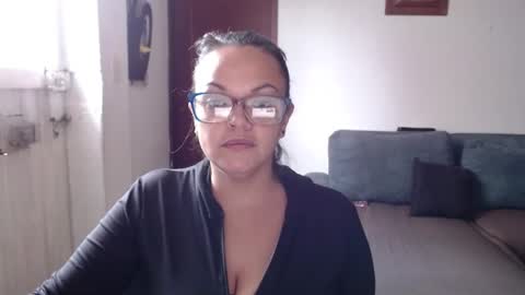 Laura online show from July 23, 2026, 2:26 pm