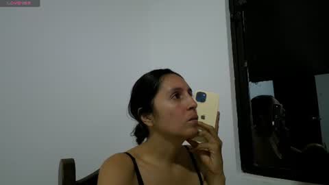 laura  online show from June 25, 2026, 2:33 am