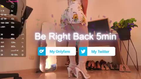 Laura Zans   I am sensual goddes and i was born for loveworshipping and enjoyment. online show from July 11, 2026, 9:49 pm