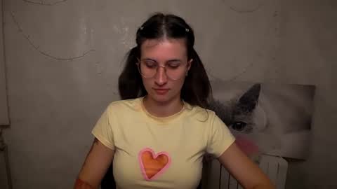 Laura online show from July 5, 2026, 5:25 am