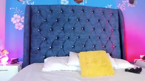 Laura online show from July 25, 2026, 12:58 pm