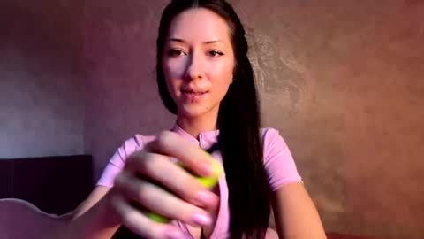 laurelimaino online show from July 15, 2026, 4:34 pm