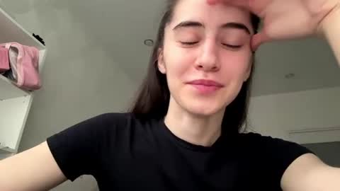 laurenadupuy online show from July 26, 2026, 2:24 pm