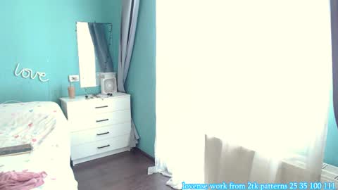 Snapshot of laurenceandviolette chatting on July 30, 2026, 7:07 am laurenceandviolette online show from July 30, 2026, 7:07 am