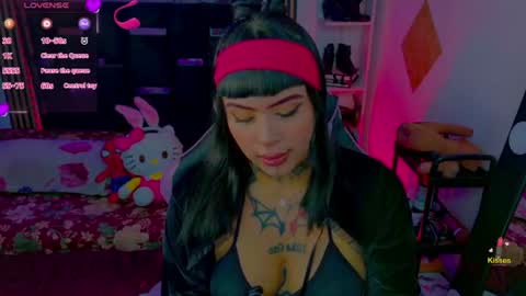 lauri online show from June 19, 2026, 3:00 am