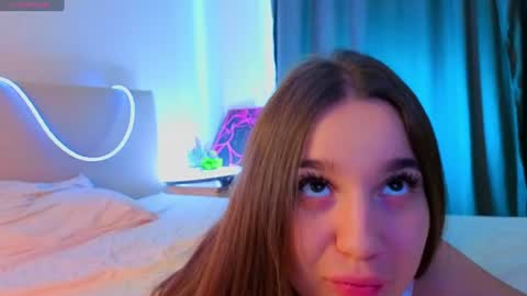 Lola online show from July 3, 2026, 7:26 am