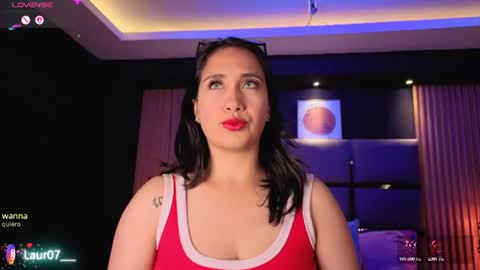 Lau Roberts online show from July 24, 2026, 2:42 am
