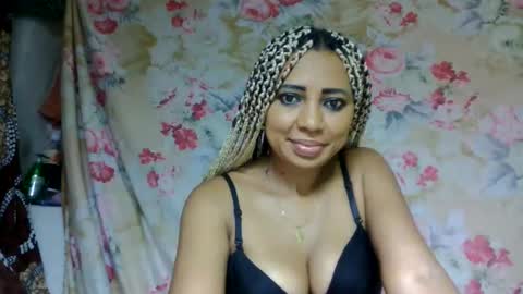 leatianaa online show from June 9, 2026, 2:23 am