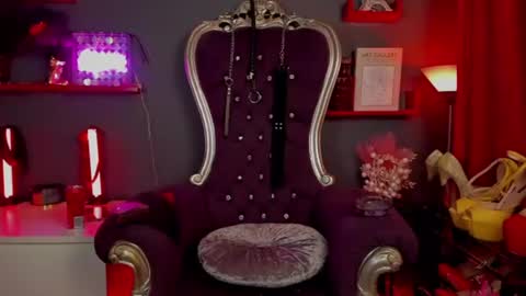Lea online show from June 15, 2026, 1:52 am