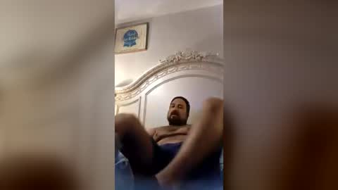 leeassfatass online show from August 3, 2026, 5:17 am
