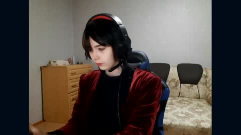 Viola online show from May 2, 2026, 9:09 pm
