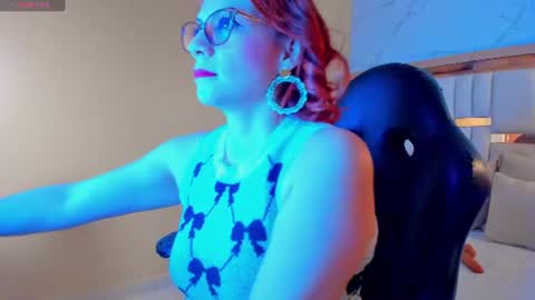 Snapshot of leloo_swift chatting on July 13, 2026, 7:49 pm Leloo online show from July 13, 2026, 7:49 pm