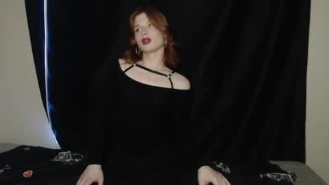 leo_redhead online show from June 24, 2026, 6:07 pm