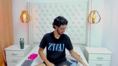 LEO online show from July 17, 2026, 12:23 pm