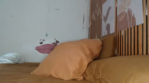lexianna online show from July 15, 2026, 1:33 am