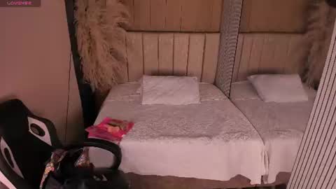 Lexi Adams  online show from July 16, 2026, 12:33 pm