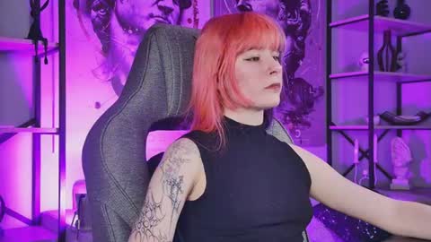 Snapshot of lexiwenford chatting on July 1, 2026, 3:19 am Lexi Wenford NO NUDE GODDESS online show from July 1, 2026, 3:19 am