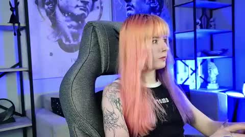 Snapshot of lexiwenford chatting on July 24, 2026, 5:05 am Lexi Wenford NO NUDE GODDESS online show from July 24, 2026, 5:05 am