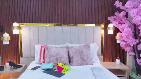 lexxi_gb online show from July 25, 2026, 6:38 pm