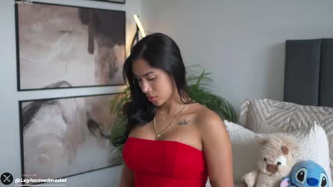 INSTA leylasteel model         online show from July 9, 2026, 4:33 pm
