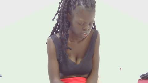 laylani69 online show from July 31, 2026, 7:02 pm
