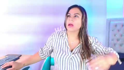 Lia  online show from July 23, 2026, 2:53 am