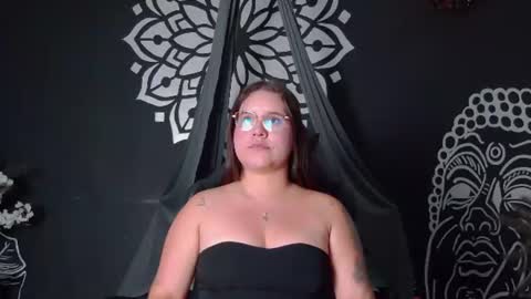 Lia Avalon online show from July 18, 2026, 11:47 am
