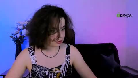 lia_dream_ online show from June 13, 2026, 8:23 am