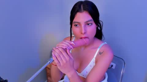 lia_owenss online show from August 7, 2026, 7:27 pm