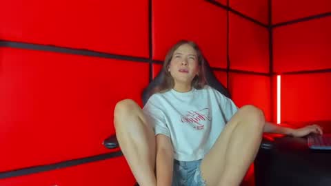 ---Liah--- online show from July 20, 2026, 9:39 pm