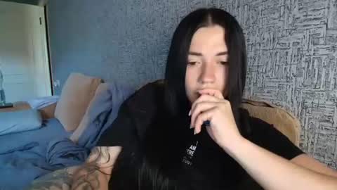 liana_diva online show from July 7, 2026, 11:58 am