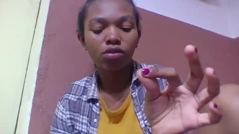 liaraisha online show from July 24, 2026, 3:32 pm