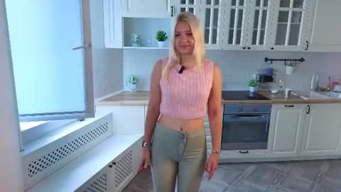 Im Monica online show from July 25, 2026, 1:25 am