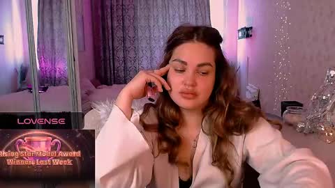 libra_mia online show from May 22, 2026, 5:25 am