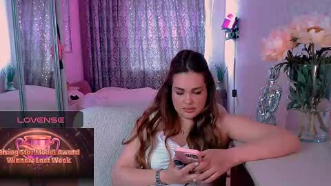 libra_mia online show from June 5, 2026, 6:42 am