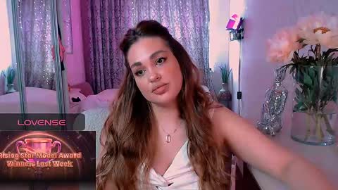 libra_mia online show from June 5, 2026, 6:52 am