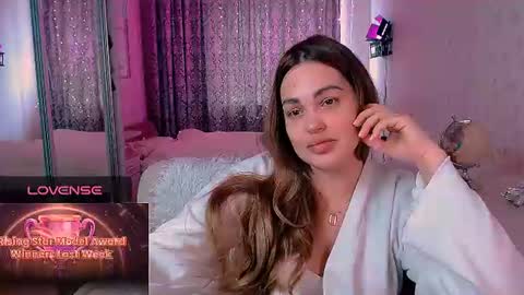libra_mia online show from June 17, 2026, 7:11 am