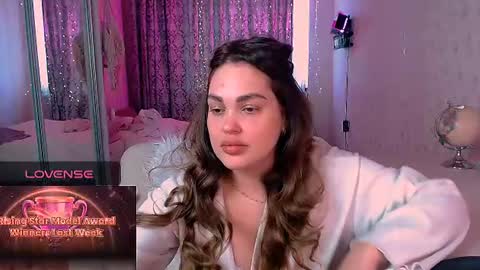 libra_mia online show from June 24, 2026, 4:22 am