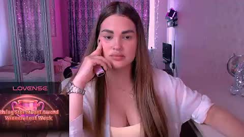 libra_mia online show from July 21, 2026, 11:56 am