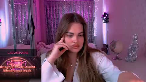 libra_mia online show from July 23, 2026, 4:43 am