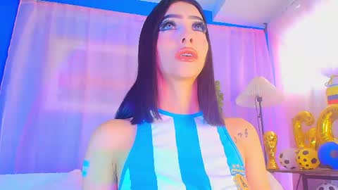 Valentina Hall online show from June 22, 2026, 12:02 pm