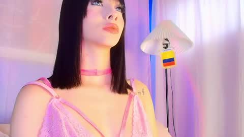 Valentina Hall online show from July 15, 2026, 12:43 pm