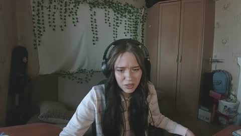 Mila online show from June 16, 2026, 11:57 am