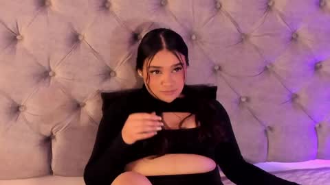 liiabloomm online show from June 7, 2026, 11:08 pm