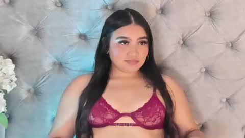 liiabloomm online show from June 23, 2026, 5:38 am