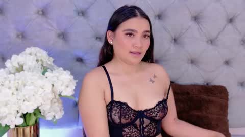 liiabloomm online show from July 30, 2026, 5:17 am