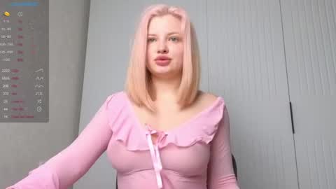 Snapshot of like_a_princess chatting on June 20, 2026, 5:32 am Anna and Bella online show from June 20, 2026, 5:32 am