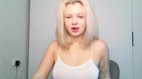 Anna and Bella online show from July 18, 2026, 7:34 am