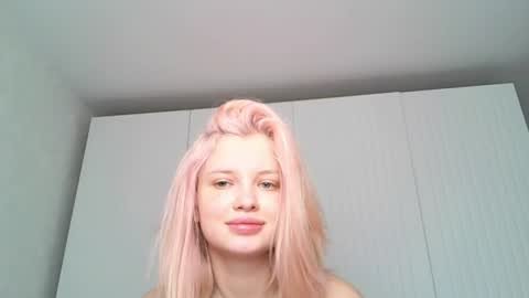Snapshot of like_sun chatting on June 25, 2026, 5:12 am Call me Anna online show from June 25, 2026, 5:12 am